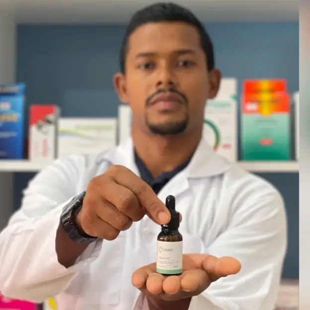 Dr. Rashid Angulo, Expert CBD Pharmacist Consultant MEDEC-CR